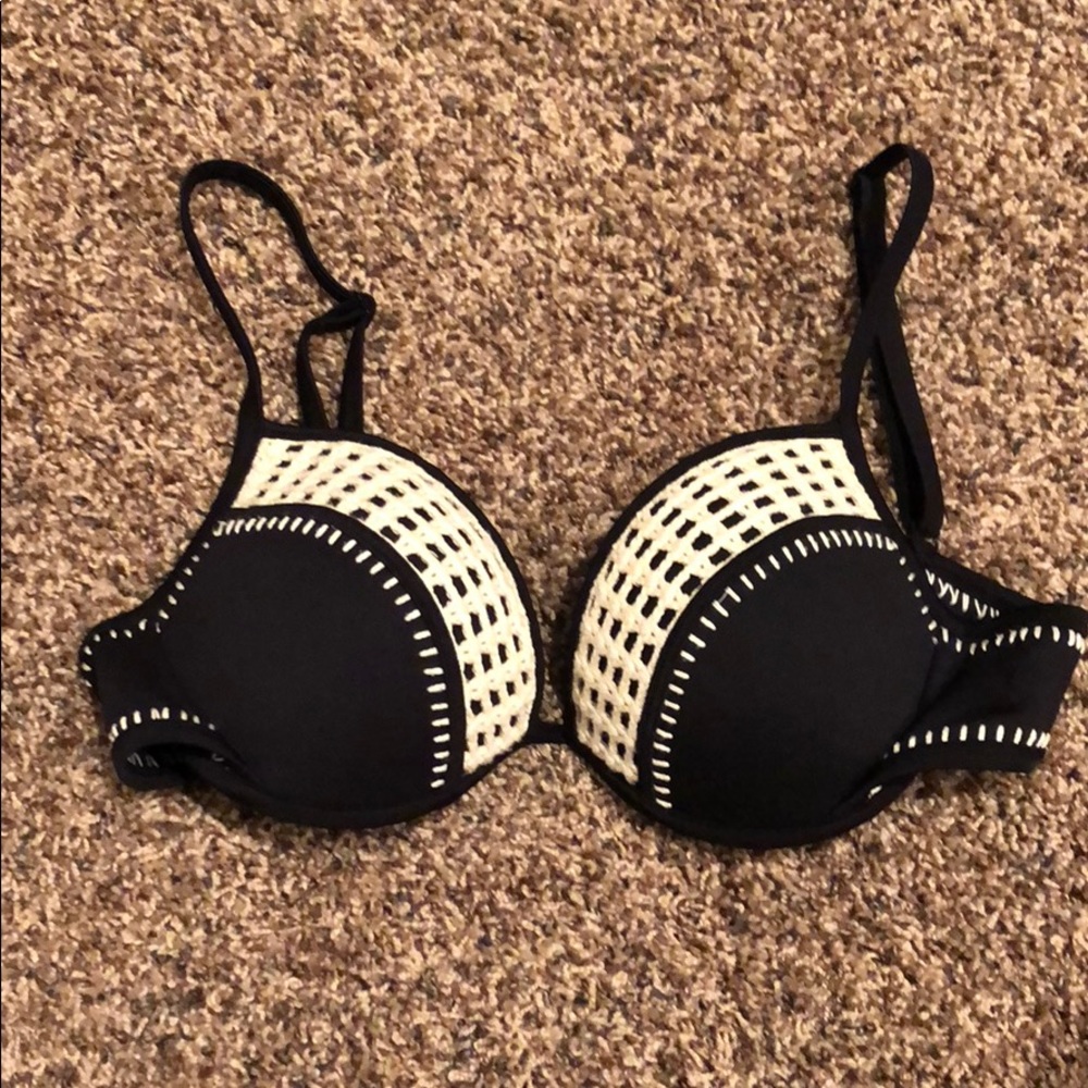 Victoria’s Secret Bikini